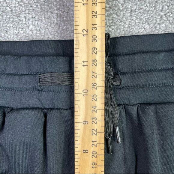 Penguin Sport Shorts Men’s Small Black Elastic Waist Pockets Activewear - Picture 7 of 9